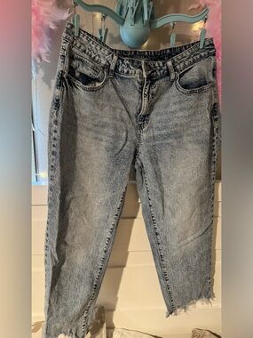 Time and Tru Vintage-Wash Straight Leg Jeans | Size 16